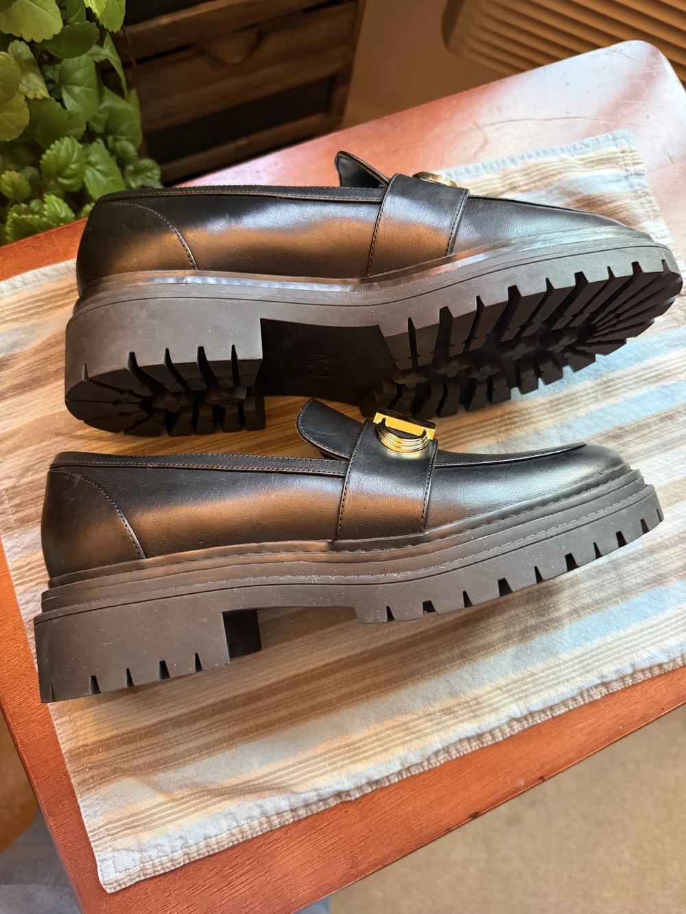 Michael Kors classic black